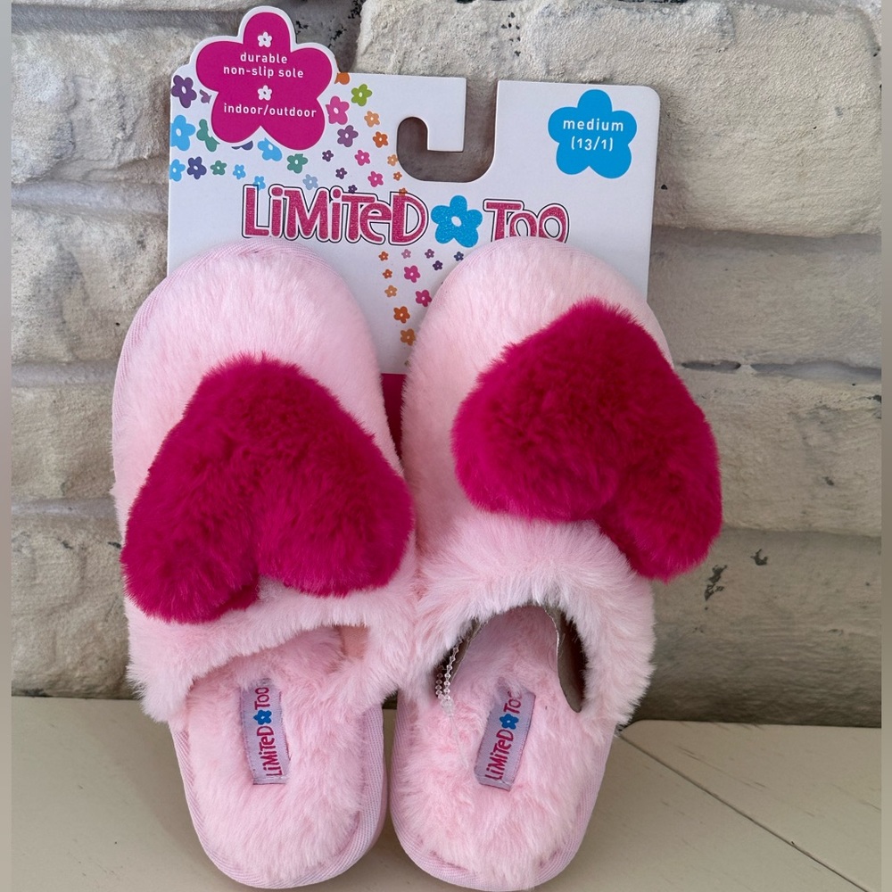 Limited Too fluffy heart house slippers